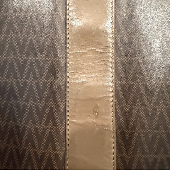 Vintage Mario Valentino vinyl/leather Brown monogram crossbody Bag - Picture 11 of 16